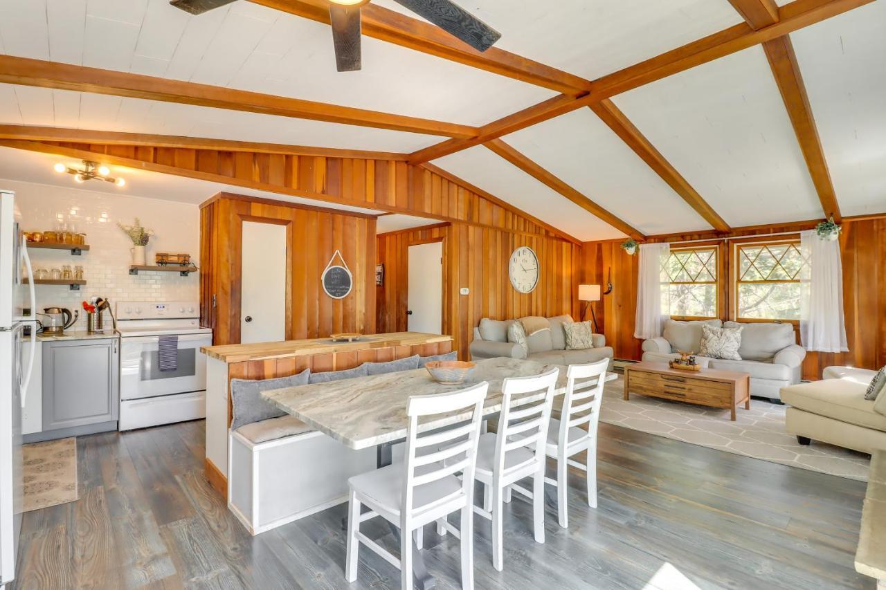 Lakefront Poconos Vacation Rental With Swim Dock! Long Pond Dış mekan fotoğraf