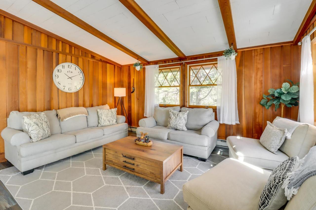 Lakefront Poconos Vacation Rental With Swim Dock! Long Pond Dış mekan fotoğraf