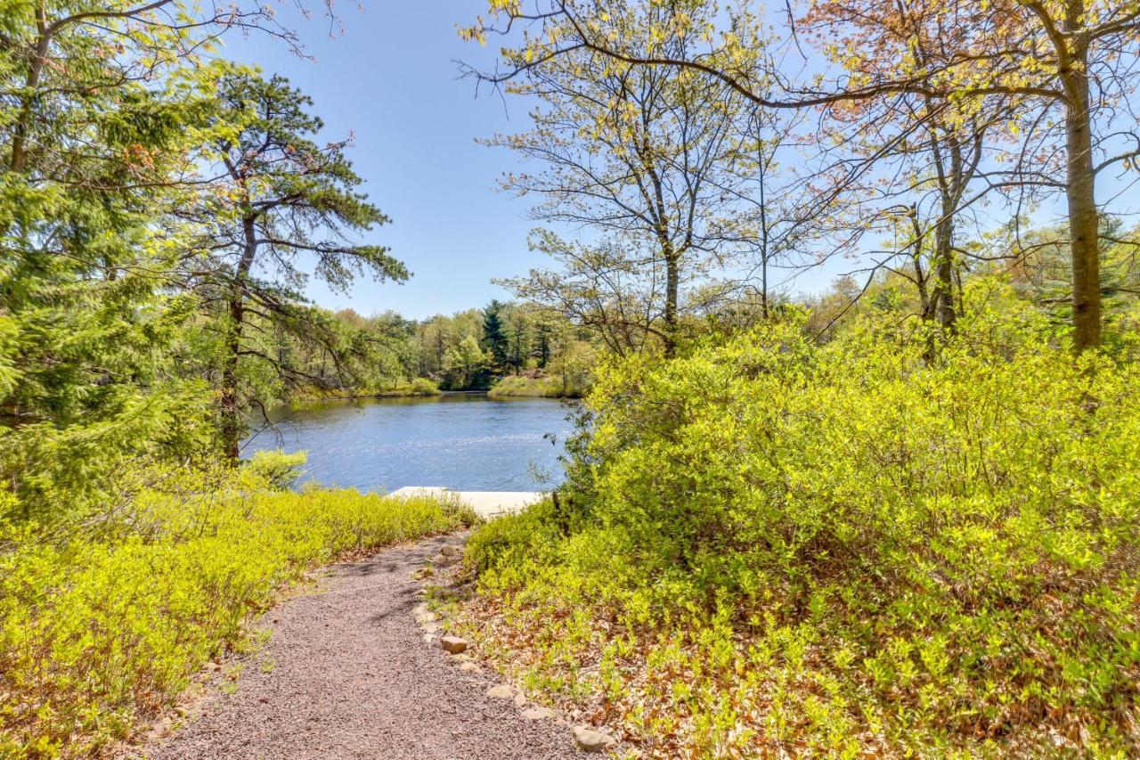Lakefront Poconos Vacation Rental With Swim Dock! Long Pond Dış mekan fotoğraf